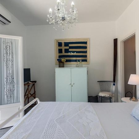 Maison Triantatria Plaka  Экстерьер фото