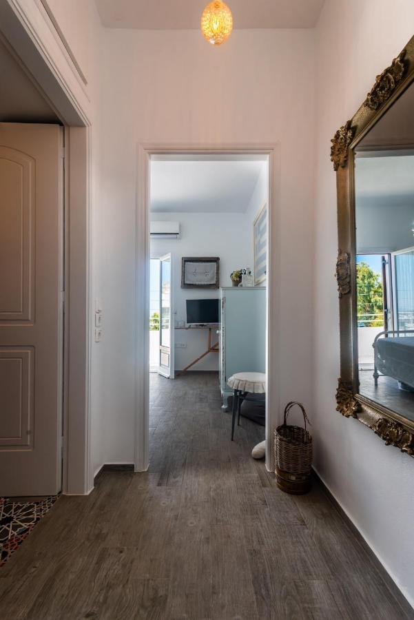 Maison Triantatria Plaka  Экстерьер фото