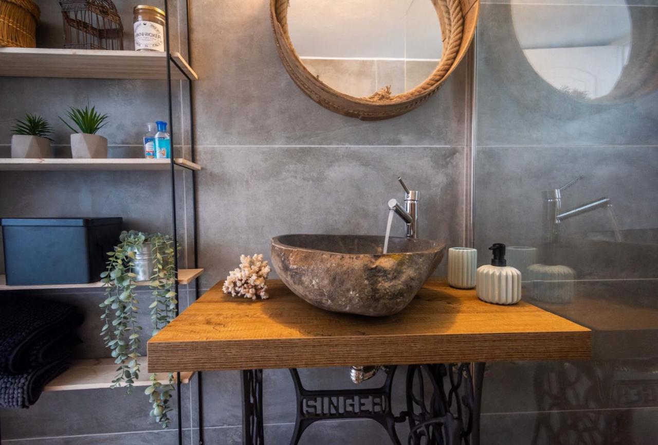 Maison Triantatria Plaka  Экстерьер фото