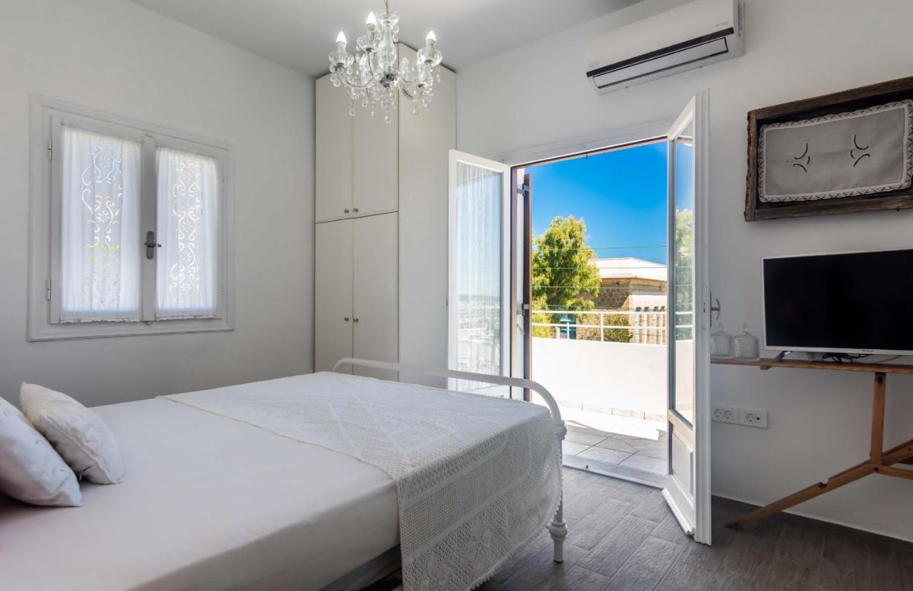 Maison Triantatria Plaka  Экстерьер фото